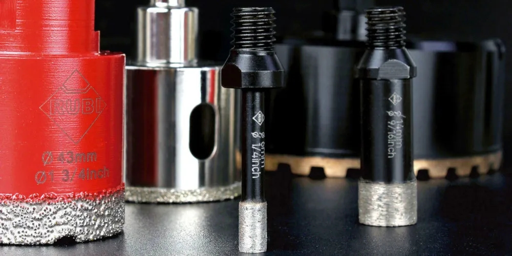 Jakie otwornice do gresu wybrać, aby uniknąć błędów i uszkodzeń płytek