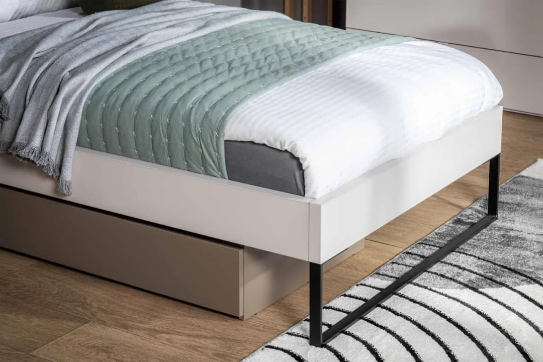 Idealny materac 90x200 cm dla nastolatka - jakie powinien miec parametry?